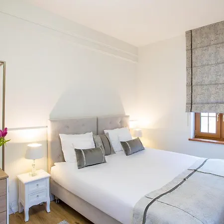 호텔 Na Skarpie 2*