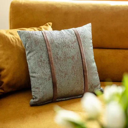 호텔 Na Skarpie 2*